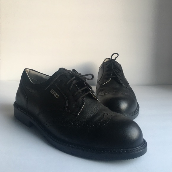 uvex steel toe shoes